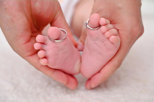 梁山几个月宝宝可以枕枕头 梁山几个月宝宝可以枕枕头